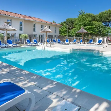Lejlighedshotel Odalys Le Petit Pont 3*