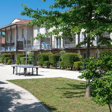 Odalys Le Petit Pont Lejlighedshotel Hourtin