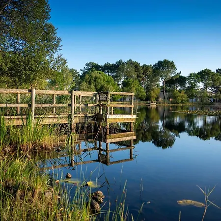 Odalys Le Petit Pont Lejlighedshotel Hourtin