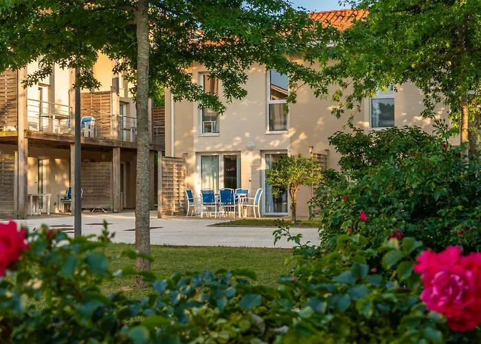 Odalys Le Petit Pont 乌尔坦湖