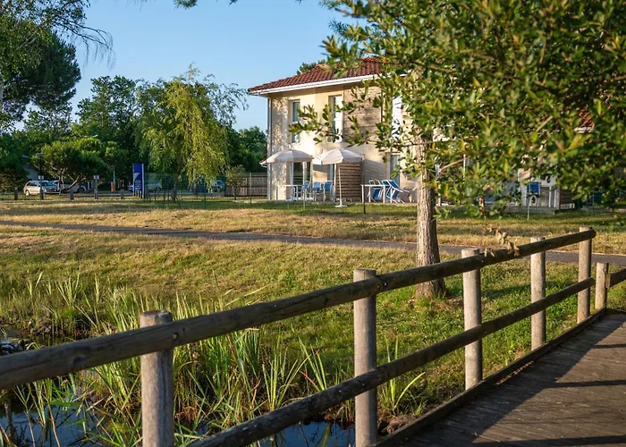 Odalys Le Petit Pont 公寓式酒店 3*