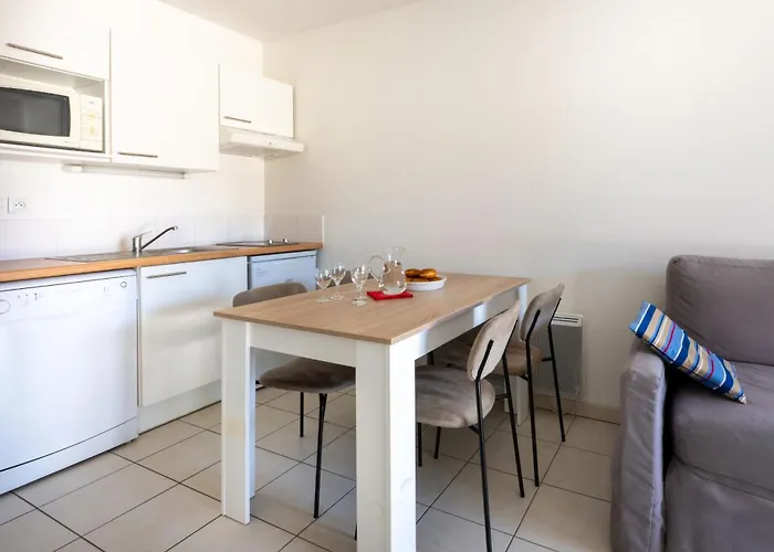 Odalys Le Petit Pont 乌尔坦湖