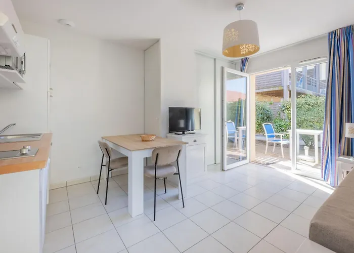 公寓式酒店 Odalys Le Petit Pont 乌尔坦湖