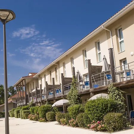 アパートホテル Odalys Le Petit Pont