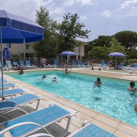 Odalys Le Petit Pont アパートホテル オータン