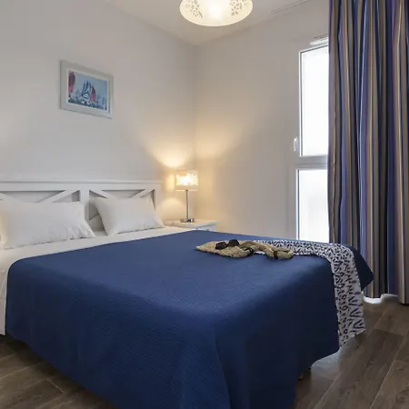 Odalys Le Petit Pont アパートホテル 3*