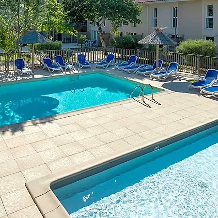 Odalys Le Petit Pont Aparthotel Hourtin