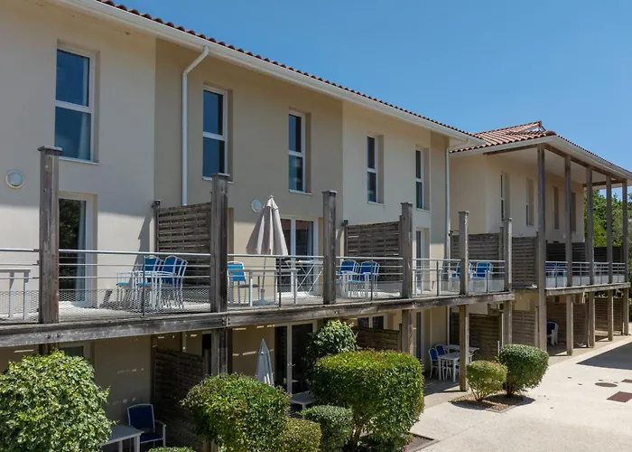 Odalys Le Petit Pont شقة فندقية