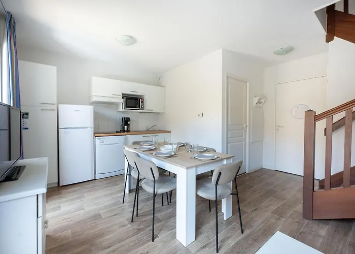 Odalys Le Petit Pont 3*