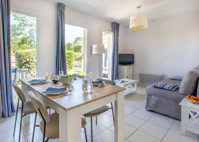 Odalys Le Petit Pont شقة فندقية هورتين