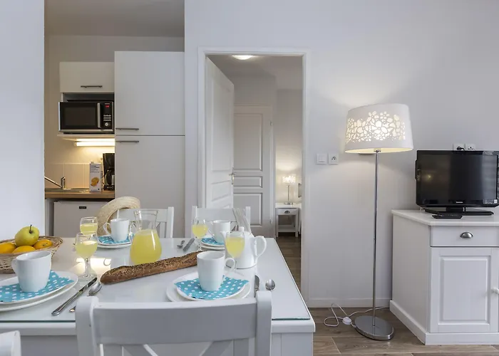 Odalys Le Petit Pont Aparthotel 3*